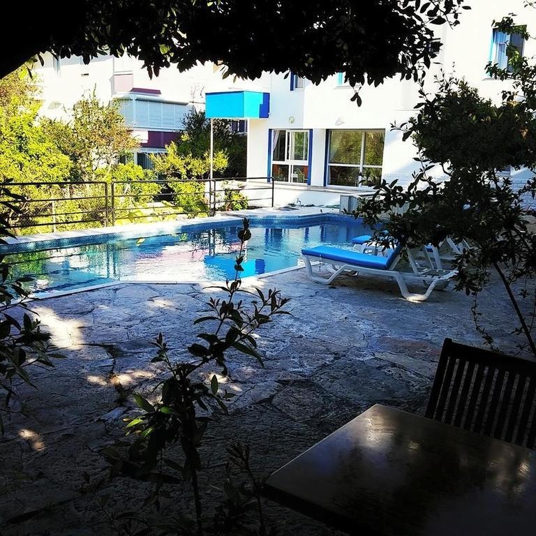 Parla Apart Hotel Çeşme Exterior foto